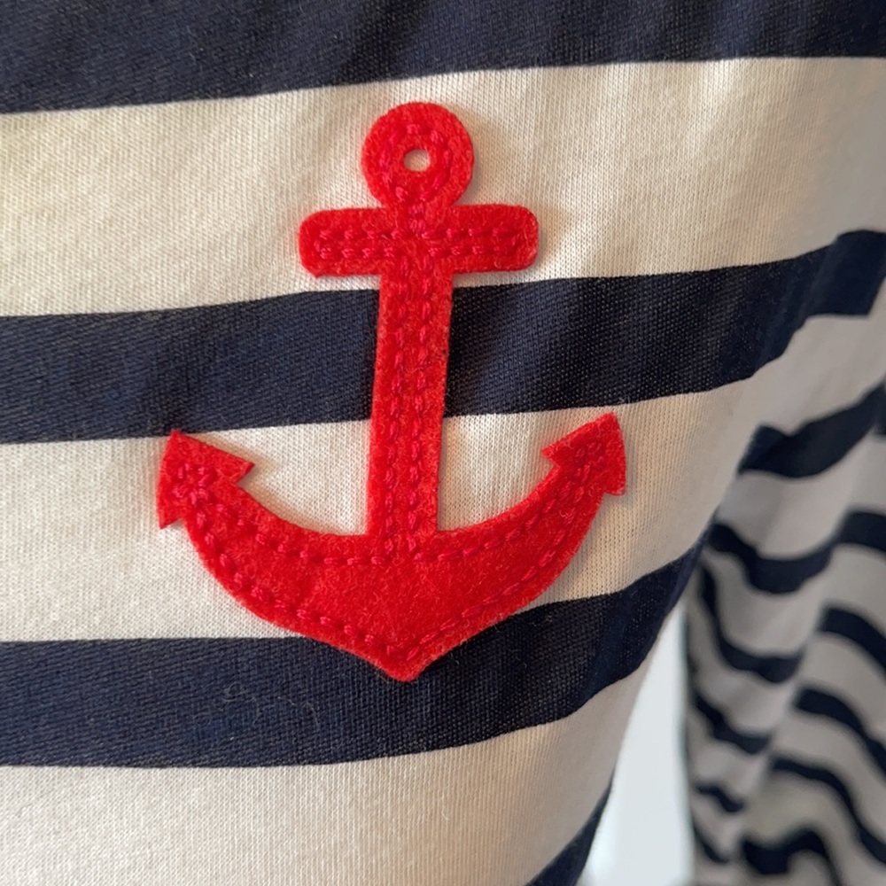 Striped long sleeve tee with a red anchor sz small - Picture 2 of 3